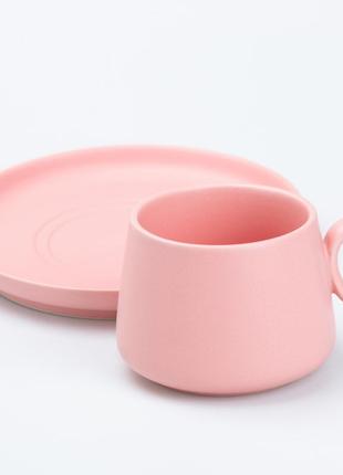 Чашка з блюдцем керамічна 300 мл рожева2 фото