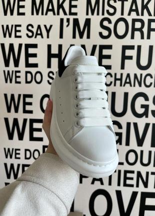 Alexander mcqueen low white black 4