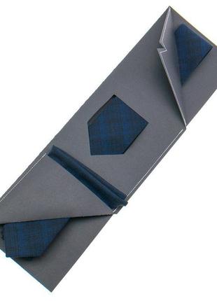 Набор: галстук узкий + нагрудный платок + подарочная упаковка