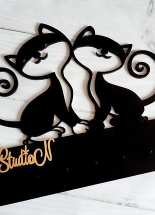 Ключниця 2 "кішки"50х45см на 7 гачків.