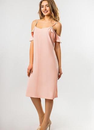 Персиковое платье с крылышками