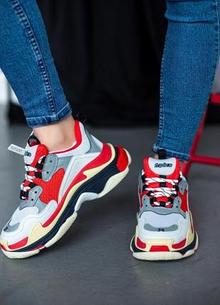 Balenciaga triple s v1 red white black3 фото