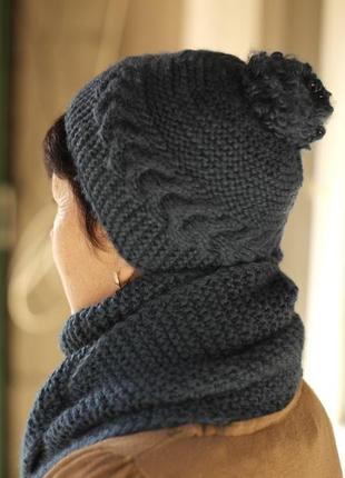 Вязанная шапка и шарф-платок1 фото