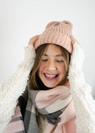 Новая теплая зимняя, осенняя шапка - бини с отворотом розового цвета с примесью шерсти2 фото