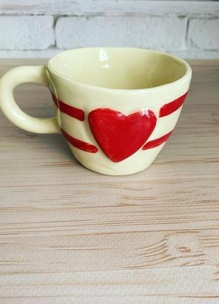 Чашка ручної роботи «серце»1 фото