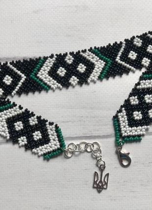 Воспроизведение старинного украинского украшения, которое носила леся украинка....