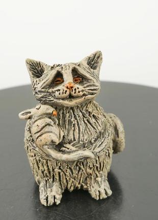 Кіт з мишкою  фігурка сувенір cat with mouse figurine1 фото