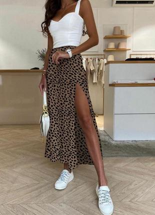 Женская летняя длинная юбка с разрезом из ткани софт принт размеры 42-52