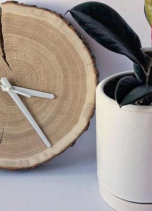 Годинник із натурального дерева