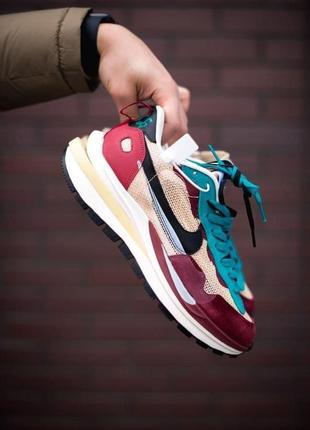 Nike vaporwaffle x sacai brown2 фото