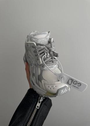 Balenciaga runner trainer white silver2 фото