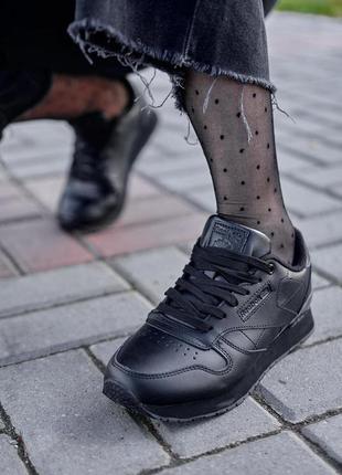 Reebok classic black fleece10 фото