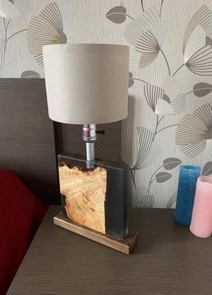 Настільна лампа з дерева з абажуром6 фото