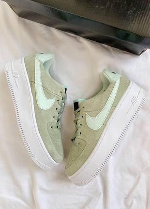 Nike air force 1 sage light green5 фото