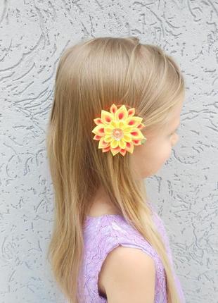 Набір помаранчевих шпильок 3 пари квіткові прикраси для волосся подарунок дівчинці на день народження7 фото