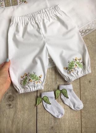 Крестильный наряд для мальчика из хлопка - сорочка вышиванка и штанишки с вышивкой дубочки5 фото