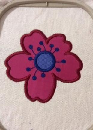 Дизайн машинної вишивки аплікація квітка сакура. машинна вишивка аплікація сакура5 фото