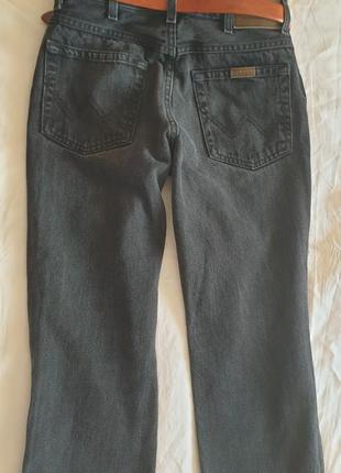 Укороченные джинсы мом wrangel цвет графит3 фото