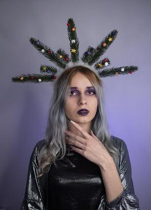 Новогодняя корона венок из еловых веток