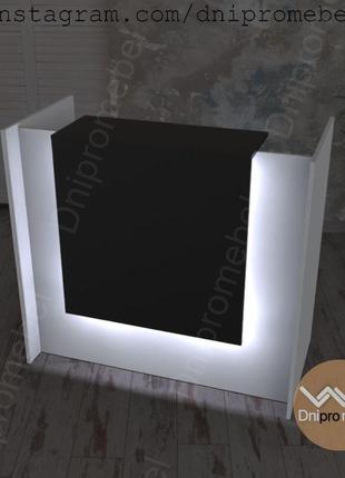 Рецепция, ресепшн стойка, стол администратора