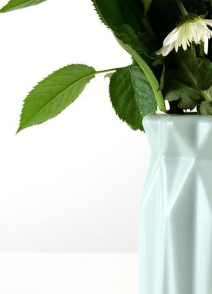 Ваза для квітів пластикова рифлена 18 см, блакитна2 фото