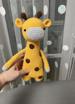 Іграшка жираф з натуральної пряжі1 фото