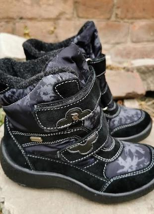 Мембранные зимние ботинки romika (флоаре) 80955 черные 29-31