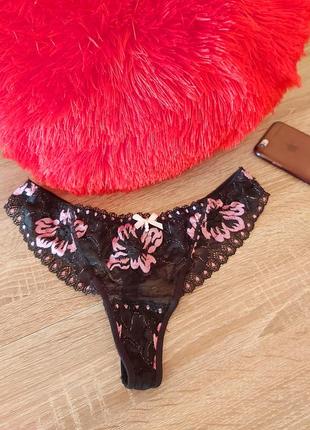 Трусики стринги