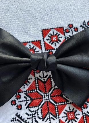 Заколка-бантик black