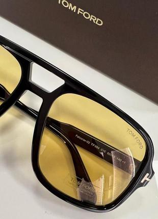 Женские солнцезащитные очки tom ford tf8844 фото