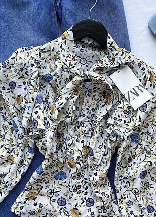 Блуза zara в квіти  р. s