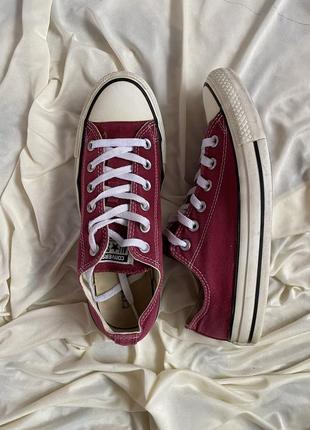 Бордові converse