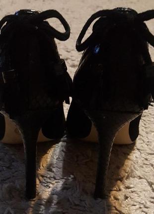Оригінал.шикарні,фірмові,шкіряні туфлі-човники michael kors3 фото