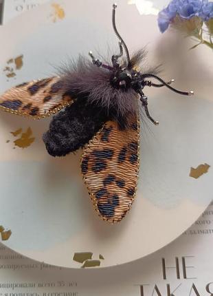 Брошка леопардовий метелик цикада1 фото
