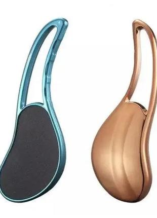 Терка для пяток от мозолей и натоптышей / пемза для ног с ручкой