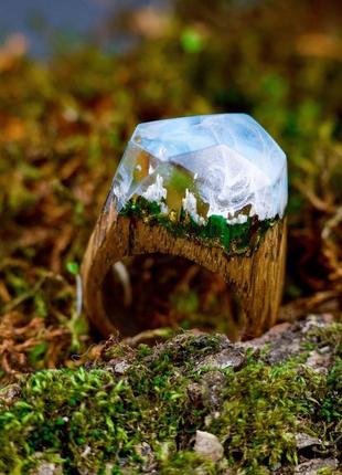 Перстень з дерева і епоксидної смоли з пейзажом6 фото