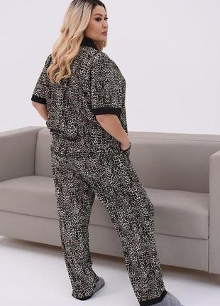Женский летний домашний костюм кофта и штаны из ткани софт с принтом  размеры 48-622 фото