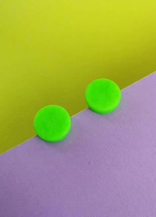 Цветные серьги-гвоздики из полимерной глины(3 праы в комплекте)10 фото
