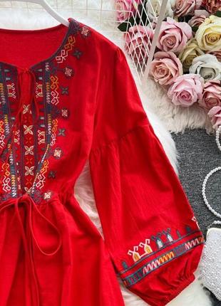 Платье вишиванка украинская красная с вышивкой4 фото