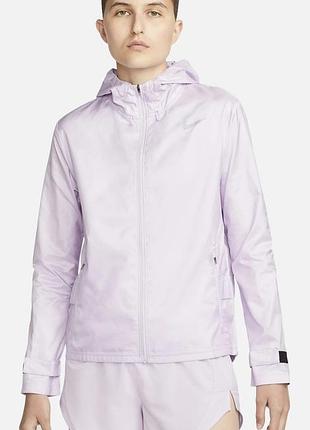 Жіноча вітровка nike essentials. нова, оригінал!