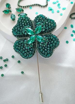 Брош ручної роботи