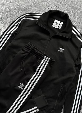 Дуже крутий, оригінальний спортивний костюм adidas black2 фото