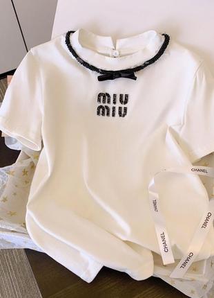 Красивая футболка miu miu