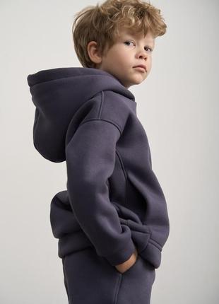 Теплий флісовий дитячий костюм  від fanme худі + джогери  універсальна модель3 фото