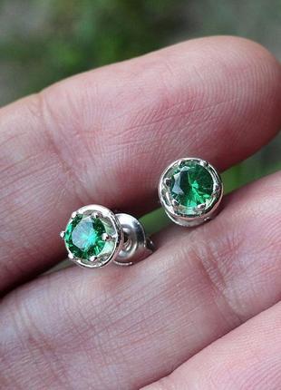 Серьги-пуссеты emerald mini4 фото