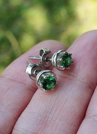 Серьги-пуссеты emerald mini1 фото