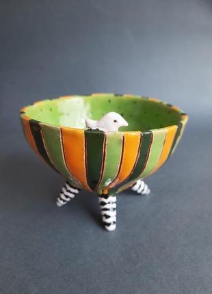 Керамічна зелена піала на ніжках з пташкою 400 мл