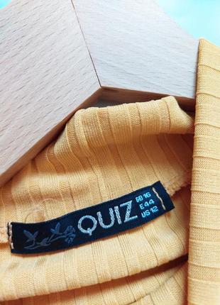 Женский базовый джемпер в рубчик горчичного цвета от бренда quiz2 фото