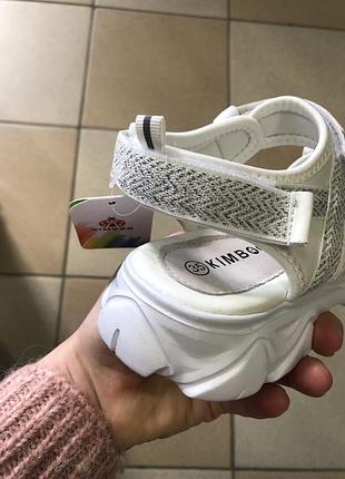 Босоножки дит 4