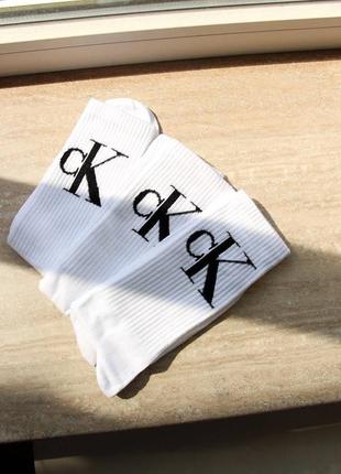 Высокие носки calvin klein &lt;unk&gt; белые носки келвин клейн2 фото